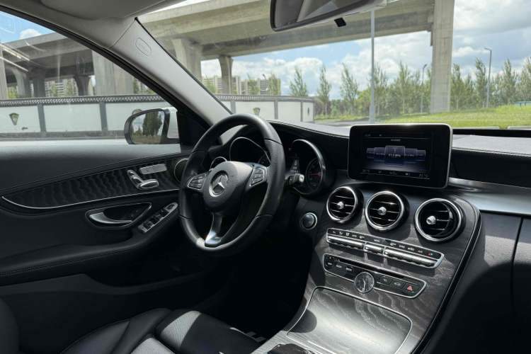 Used Mercedes-Benz C-Class 2017 Facelift C 200 L Sport Edition
