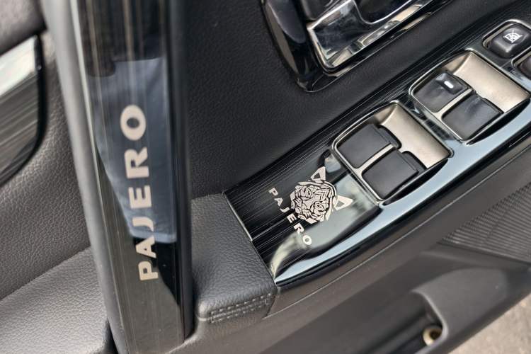 Used Mitsubishi Pajero 2019 3.0L Automatic Comfort Edition