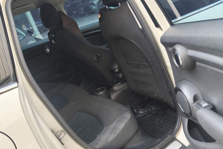 Used  MINI 2016 1.5T COOPER Five-Door Edition
