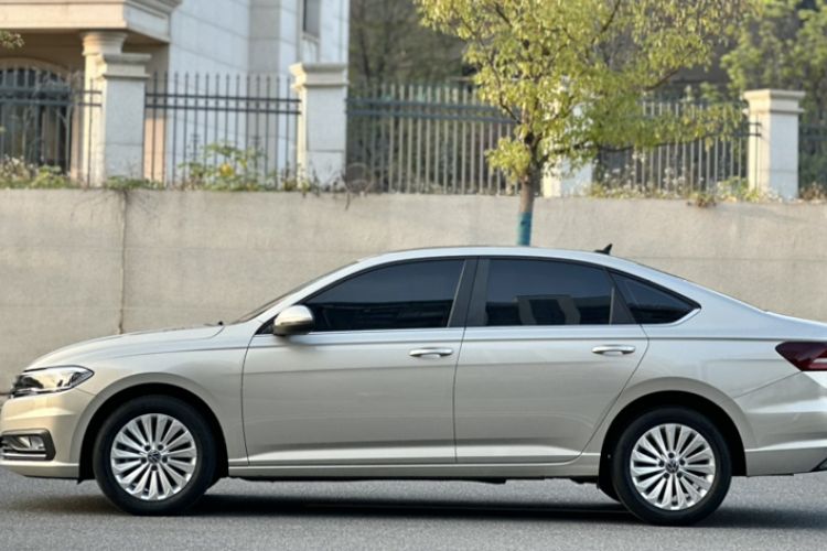 Used Volkswagen Lavida 2022 1.5L Automatic Comfort Edition
