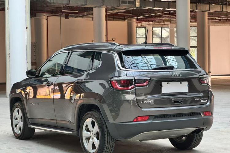 Used  Compass 2017 200T Automatic Family Edition