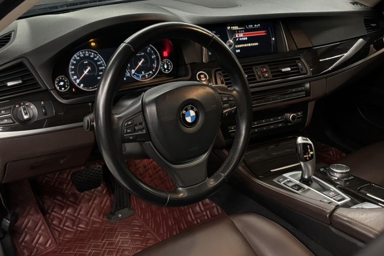 Used BMW 5 Series 2017 525Li Luxury Design Package
