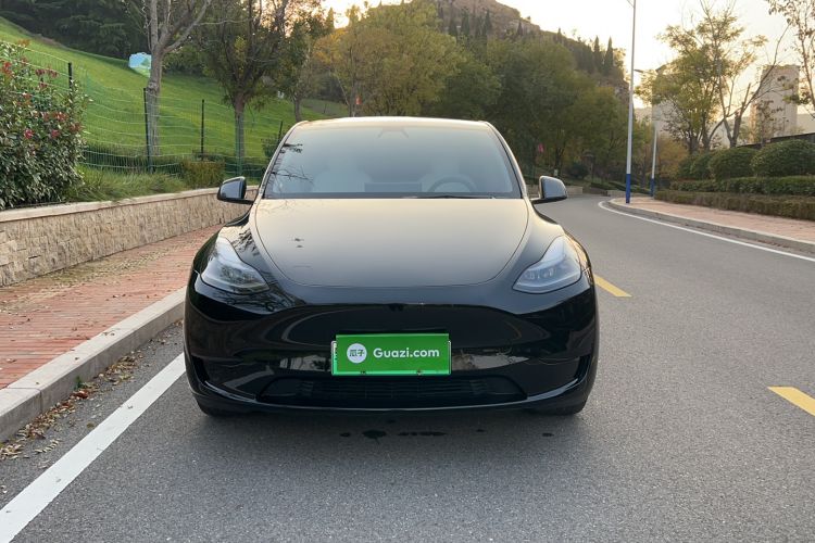 Used Tesla Model Y 2022 Rear-Wheel-Drive Version
