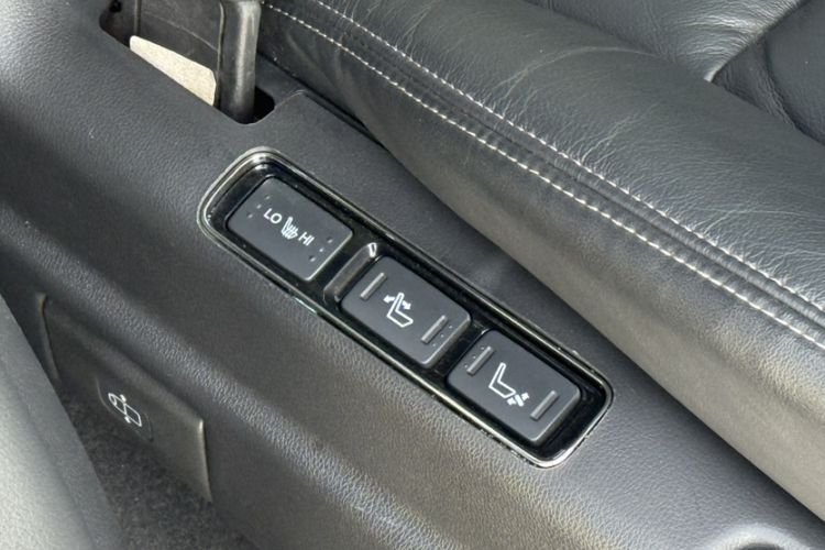 Used Honda Elysion 2016 2.4L Supreme Edition
