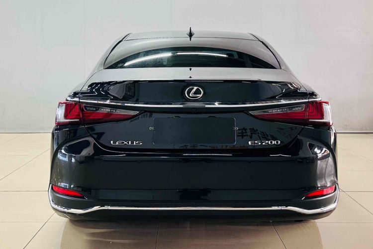 Used Lexus ES 2020 200 Excellence Edition

