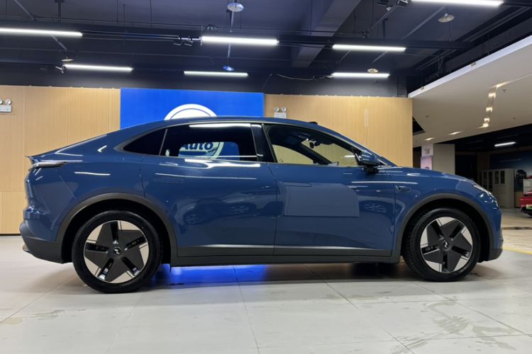 Used ONVO L60 2024 60 kWh All-Wheel Drive
