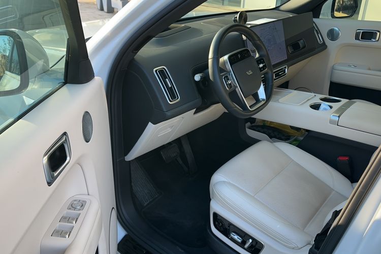 Used Li Auto L7 2024 Ultra Model
