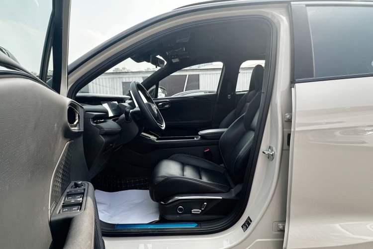 Used Lynk & Co 06 2025 Renew 1.5T Halo