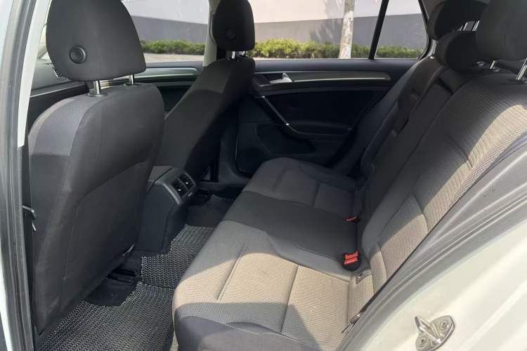 Used Volkswagen Golf 2017 230TSI Automatic Comfort Edition – Celebrating Milestone of One Million Units
