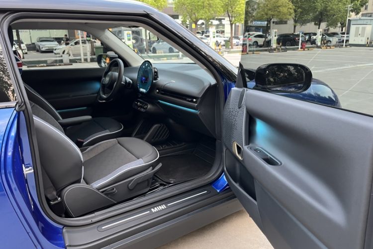 Used  Electric MINI COOPER 2024 456km COOPER E Classic Edition
