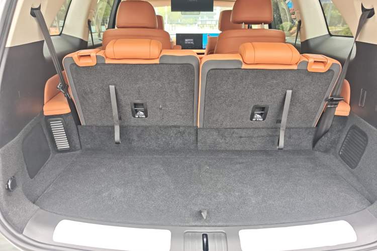 Used Wey Lanshan 2025 Four-Wheel Drive Ultra