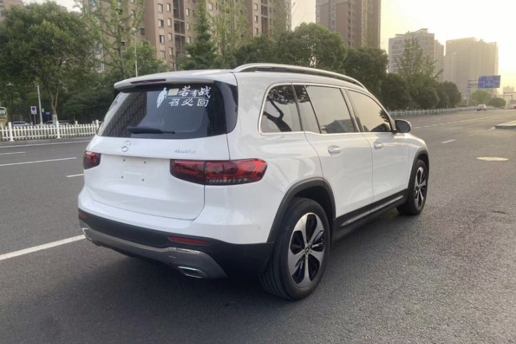 Used Mercedes-Benz GLB 2022 Updated GLB 200 Fashion Edition
