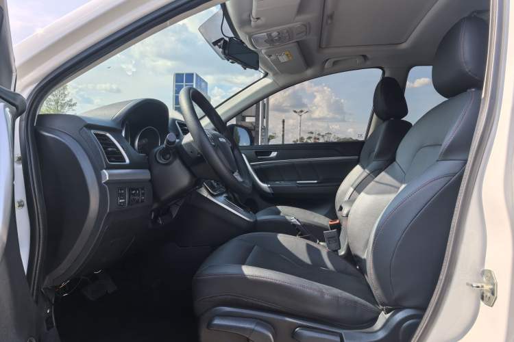 Used Haval M6 2019 1.5T DCT Two-Wheel Drive Value Edition China VI Standard
