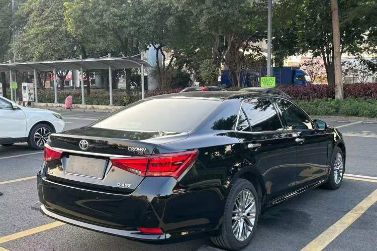 Used Toyota Crown 2017 2.0T Sport Edition
