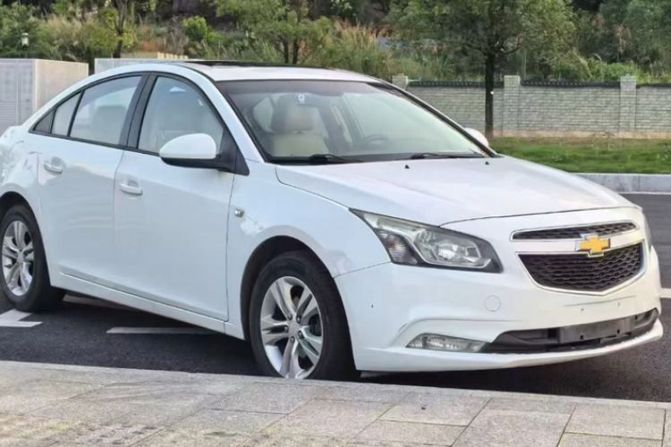 Used Chevrolet Cruze 2015 1.5L Classic SE AT
