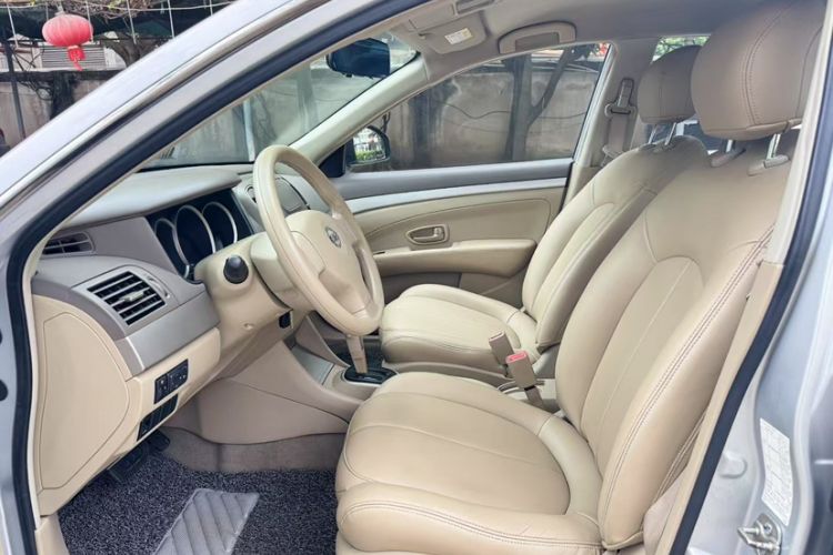 Used Nissan Sylphy 2012 Classic 1.6XE Automatic Comfort Edition
