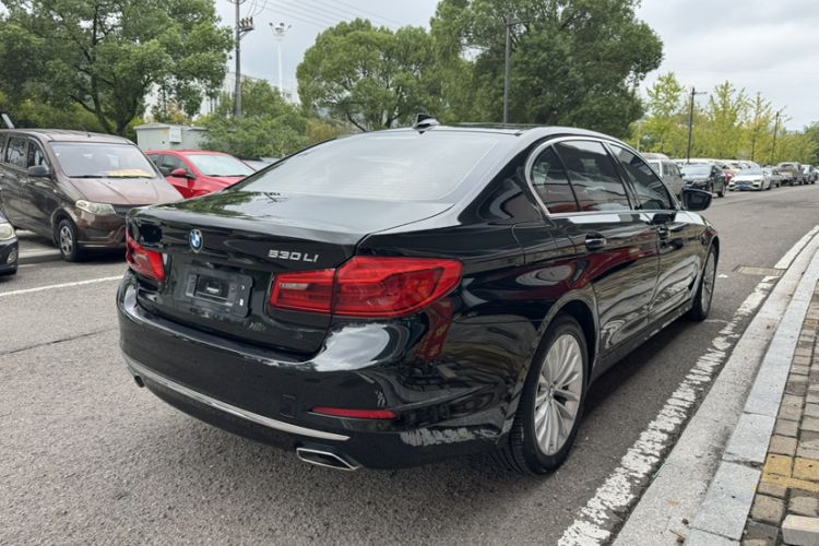 Used BMW 5 Series 2019 530Li Leading Model Luxury Package