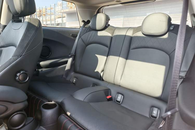 Used  MINI 2022 1.5T COOPER Artist
