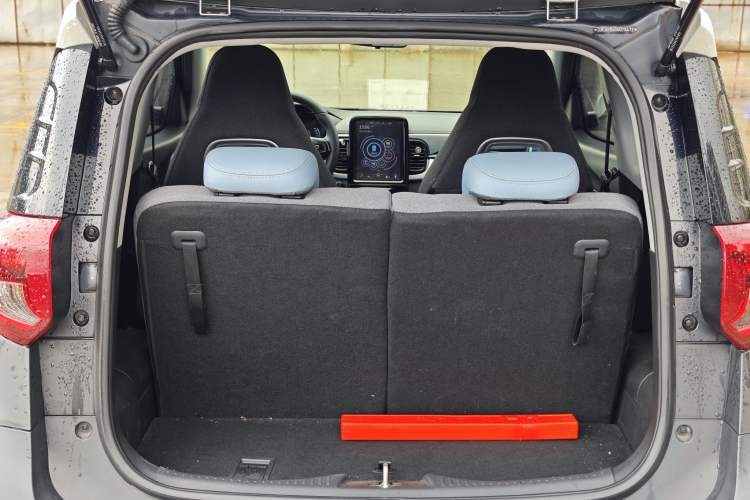 Used Chery Little Ant 2022 Revised Version Sweet Pink Edition Half-Sugar Version Lithium Iron Phosphate 30.7 kWh 30 kW 301 km
