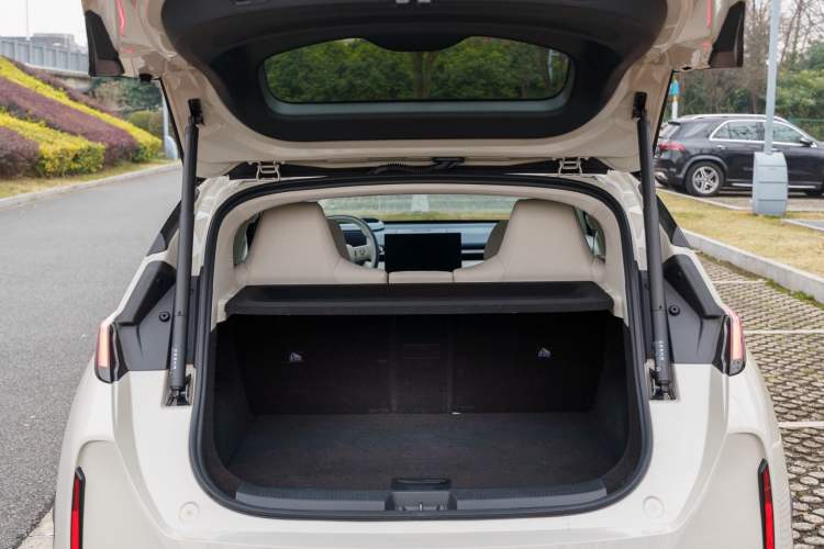 Used Zeekr X 2023 Four-Wheel Drive YOU Edition 4 Seats