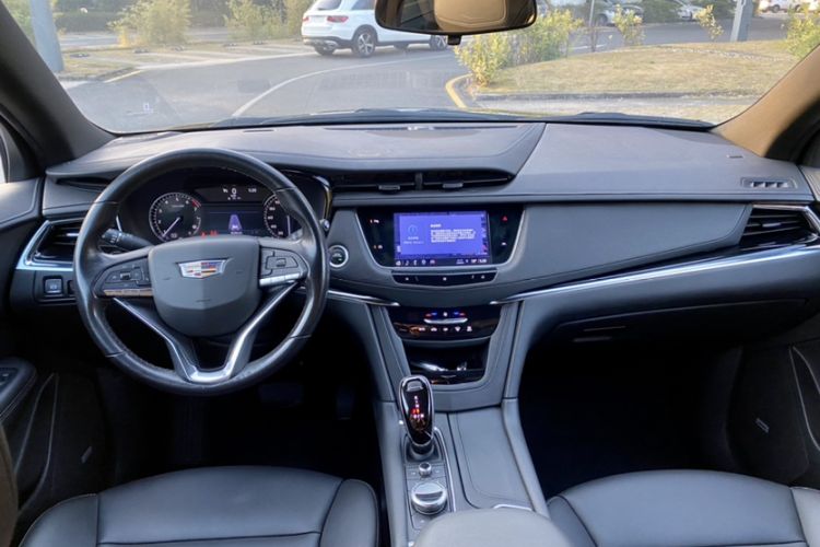 Used Cadillac XT6 2021 28T Six-Seater Fashion Edition
