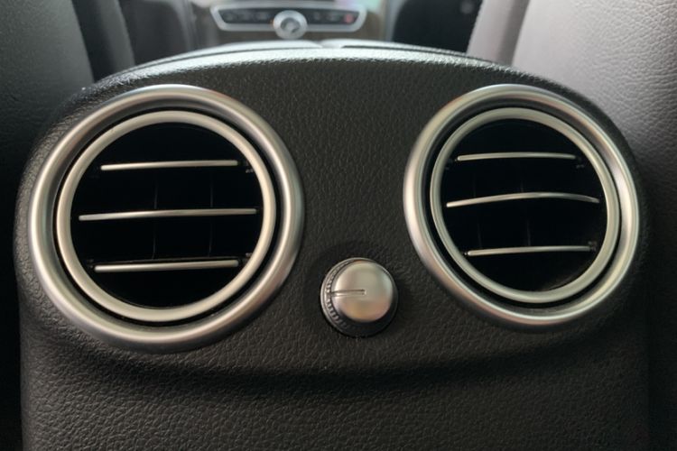 Used Mercedes-Benz C-Class 2017 Facelift C 200 L
