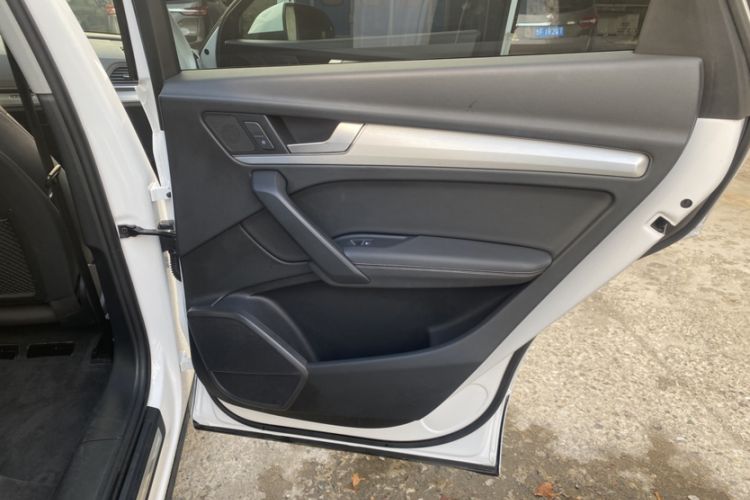 Used Audi Q5L 2020 Updated 40 TFSI Prestige Fashion Edition
