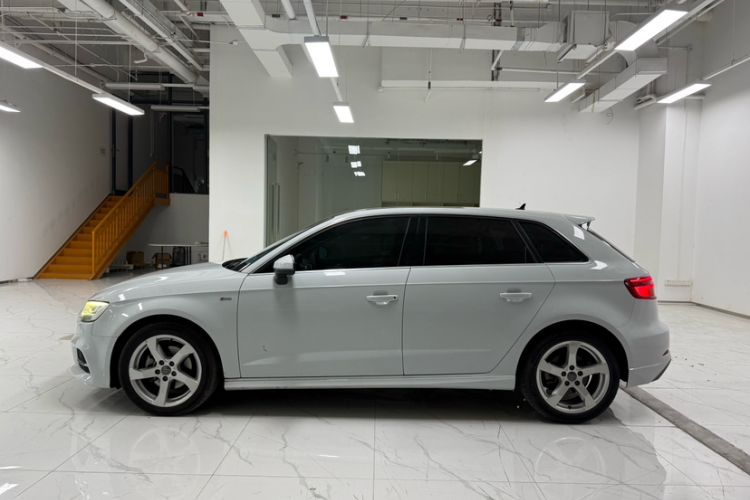 Used Audi A3 2019 Sportback 35 TFSI Fashion Edition China VI Emission Standard