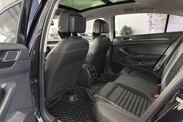 Used Volkswagen Magotan 2020 330TSI DSG Leading Model
