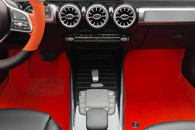 Used Mercedes-Benz GLB 2023 GLB 200 Dynamic Edition
