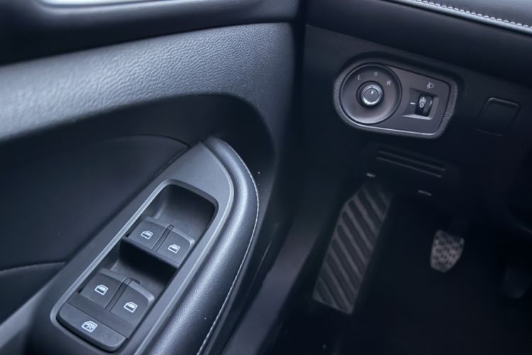 Used Roewe i5 2020 1.5L Manual 4G Connect Luxury Edition
