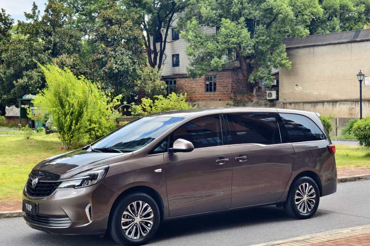 Used Buick GL8 2021 Land Cruiser Executive Class 652T Comfort Model
