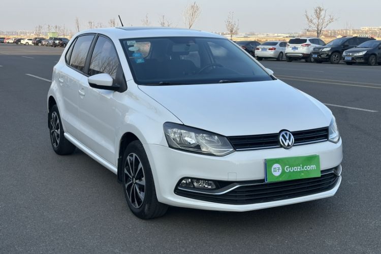 Used Volkswagen Polo 2016 1.6L Automatic Comfort Model
