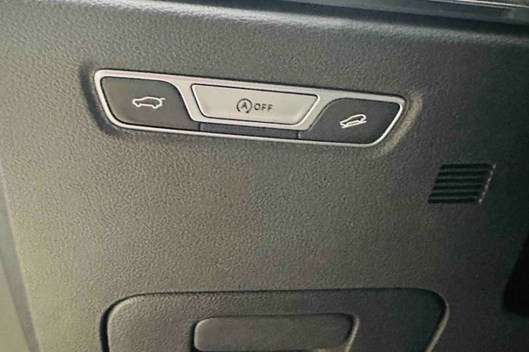 Used Hongqi HS5 2023 2.0T Qixiang Pro Edition
