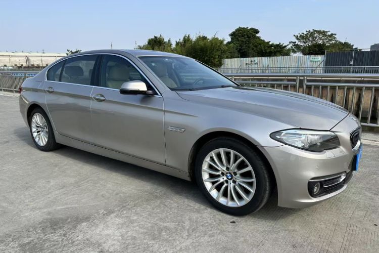 Used BMW 5 Series 2014 525Li Luxury Design Package
