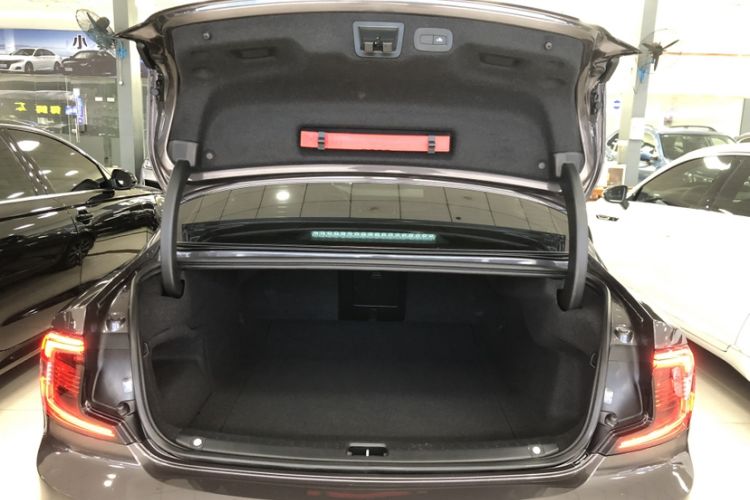 Used Volvo S90 2021 B5 Zhiyuan Luxury Edition
