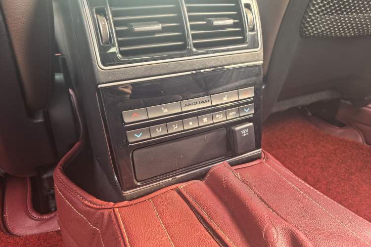 Used Jaguar XFL 2018 XFL 2.0T 250 PS Luxury Edition
