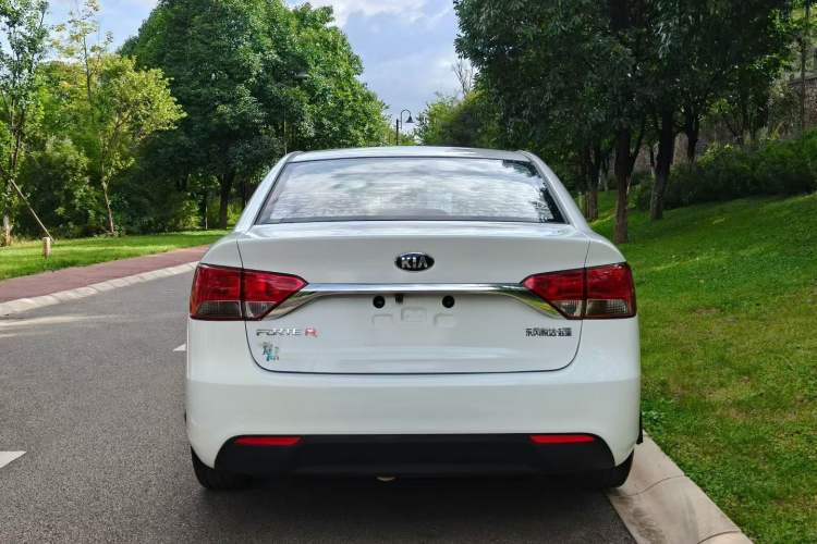 Used Kia Forte 2014 1.6L MT GL
