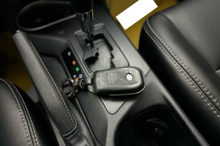 Used Toyota RAV4 2019 2.0L CVT Two-Wheel Drive Fashion X Limited Edition China V Standard
