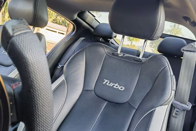 Used Hyundai Veloster 2012 1.6T Automatic Luxury Edition