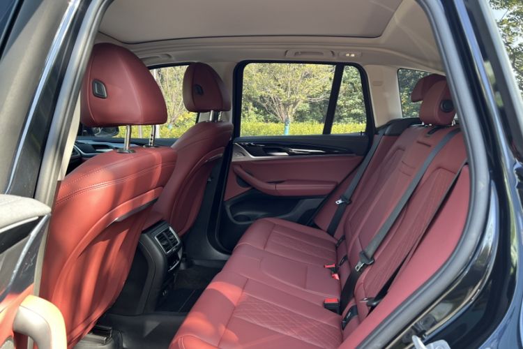 Used BMW iX3 2023 Leading Model
