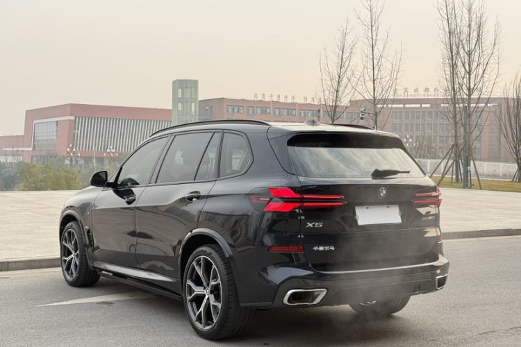 Used BMW X5 2023 xDrive 30Li Luxury M Sport Night Edition Package