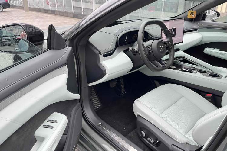 Used Zeekr 001 2024 WE Edition 100 kWh Rear-Drive