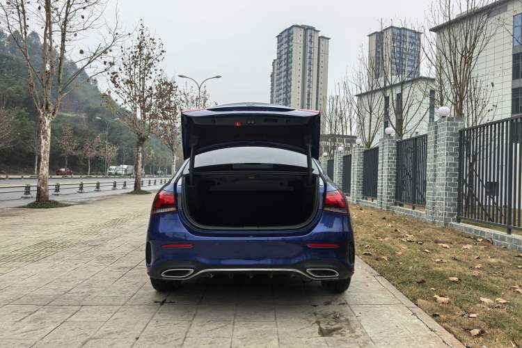 Used Mercedes-Benz A-Class 2020 Restyled A 200 L Sport Sedan Fashion Version
