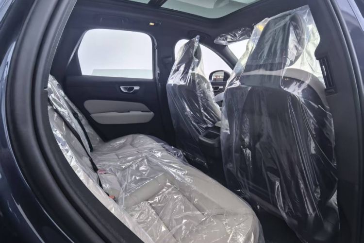 Used Volvo XC60 2026 B5 4x4 Smart Luxury Edition
