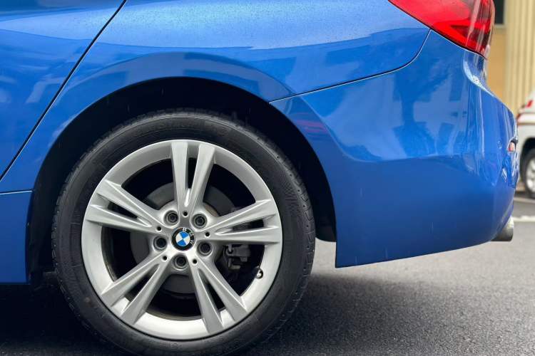 Used BMW 1 Series 2018 118i Design Package Edition
