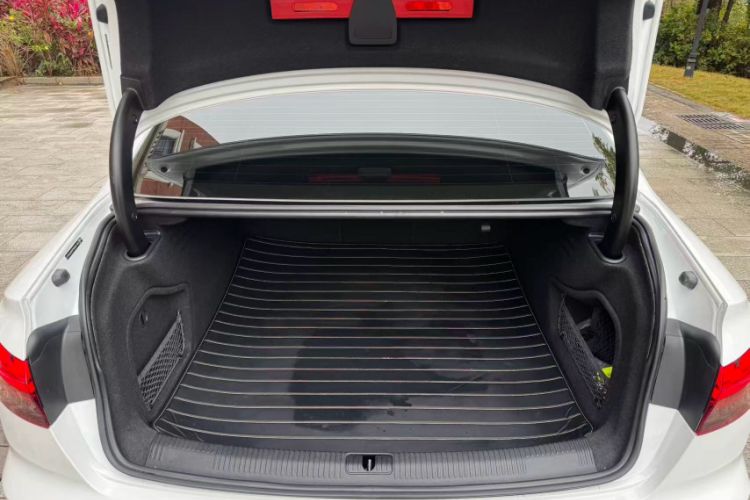 Used Audi A4L 2024 40 TFSI Luxury Dynamic Edition