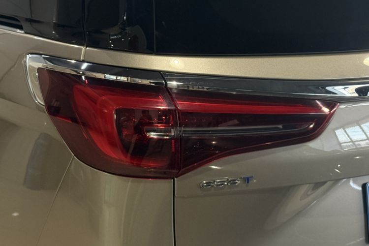 Used Buick GL8 2022 ES Landtrek 653T Luxury Edition
