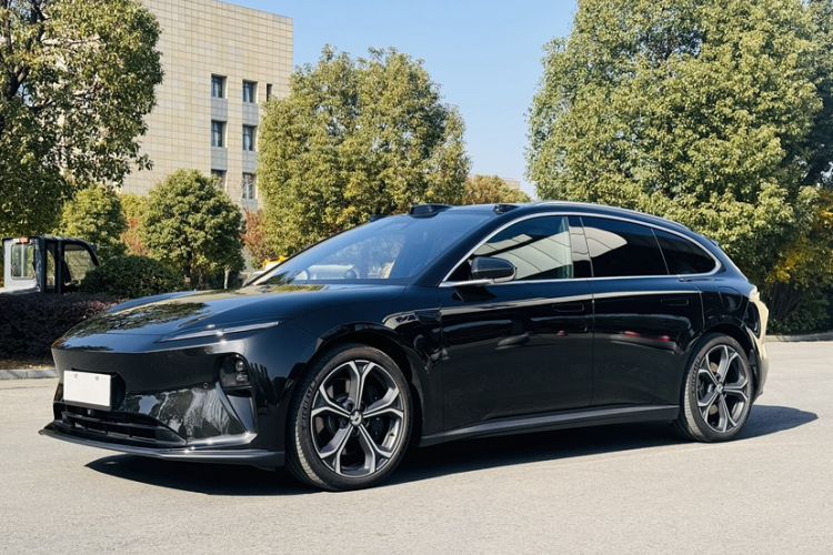 Used Nio ET5T 2024 75kWh Touring