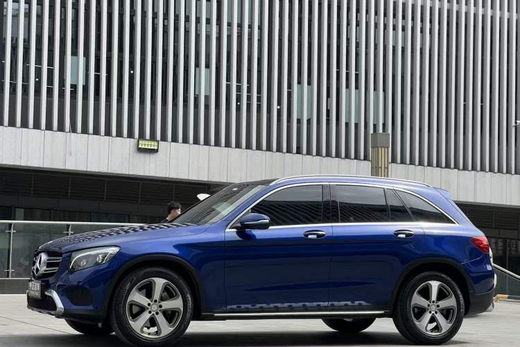 Used Mercedes-Benz GLC 2016 GLC 300 4MATIC Dynamic Model
